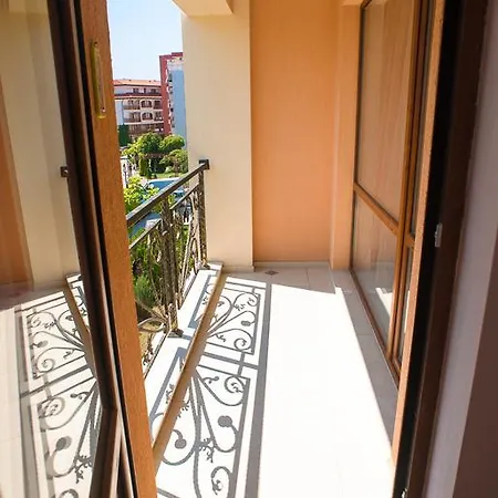Astoria Apartament Elenite